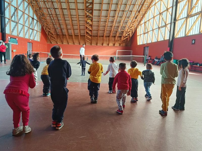 Momento di gioco al campo estivo di San Martino in Rio